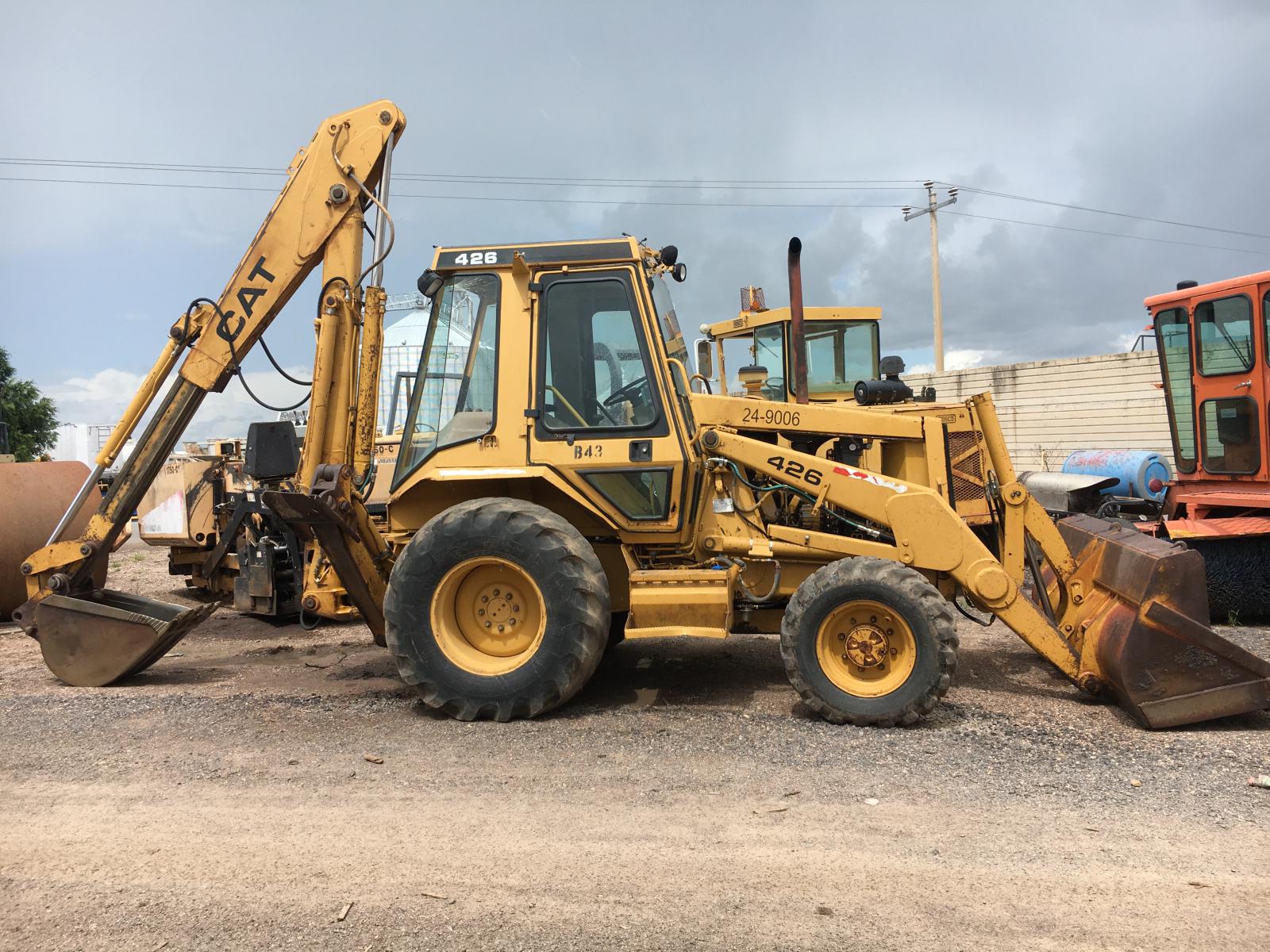 ./imagenes/INVOICE/2019/16044/RETROEXCAVADORA CAT_426 (2).JPG